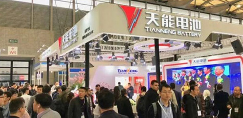 UG环球有约 与“锂”同行——UG环球携最新叉车锂电池亮相上海物流展