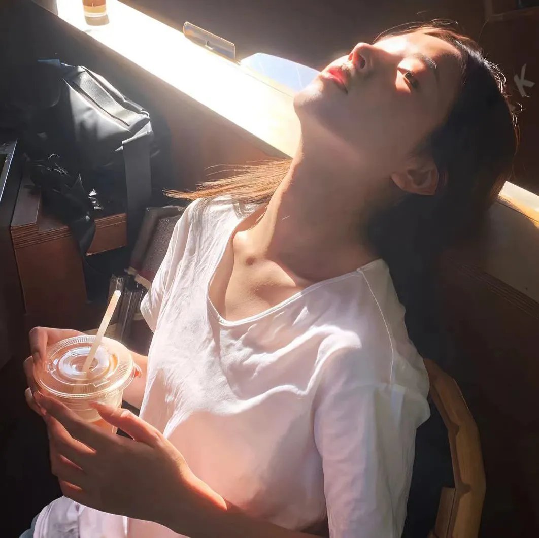 激荡1988开局成为女装大佬